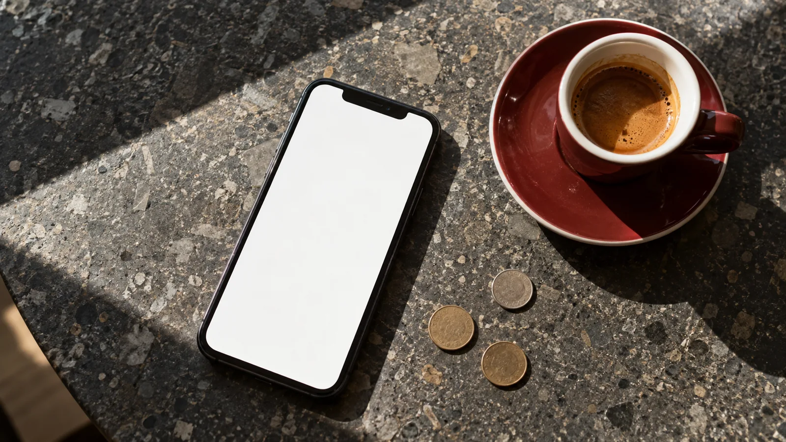 Illustrazione astratta di monete e un telefono